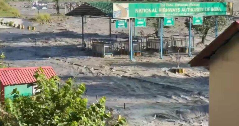 प्रकृति से ज़्यादा ताकतवर कुछ नहीं